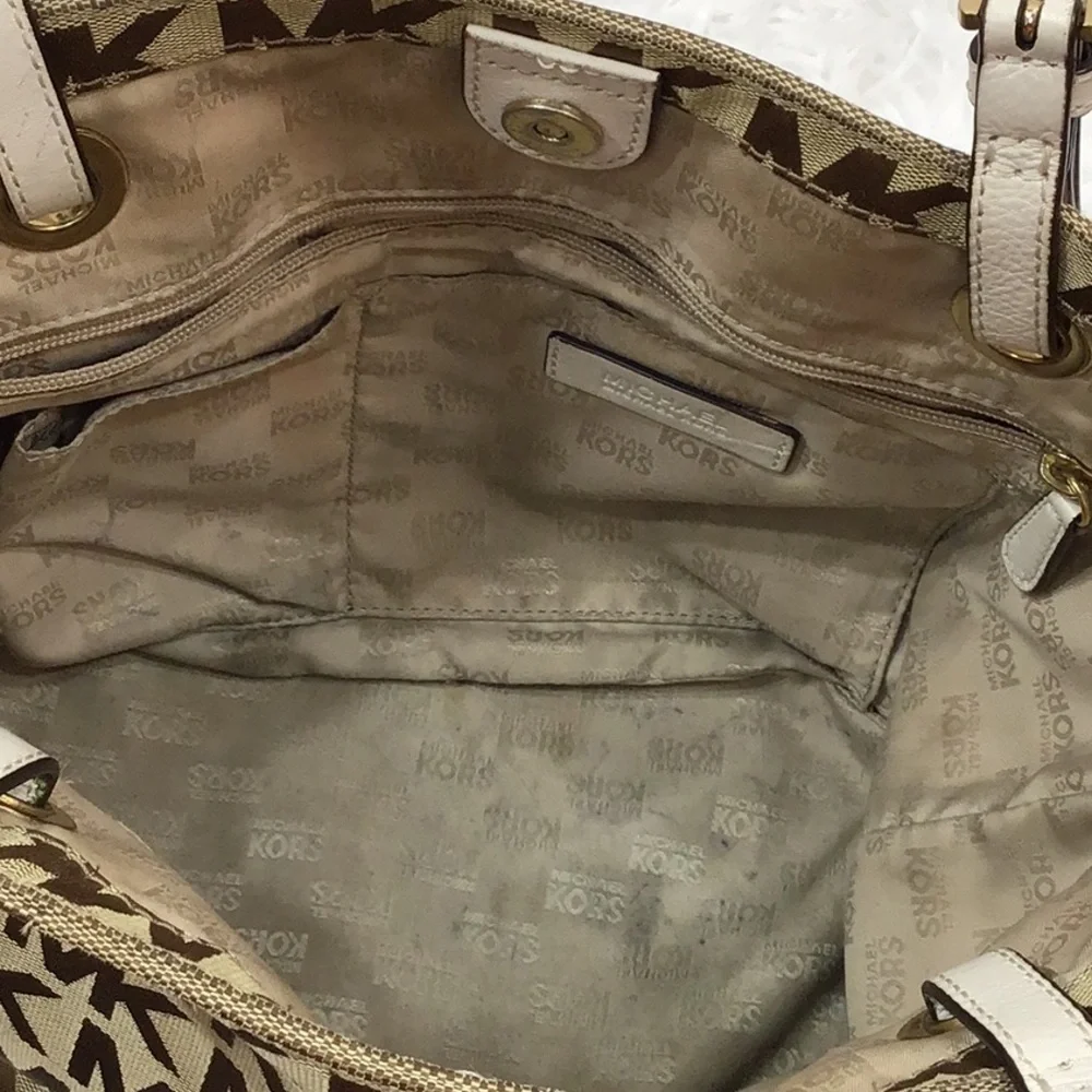 Michael Kors khaki signature shoulder tote